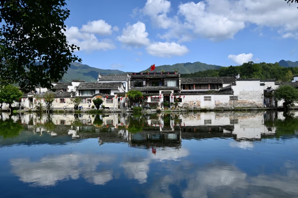 婺源花海：景德镇+婺源+水墨宏村+庐山+三清山+黄山+篁岭8日